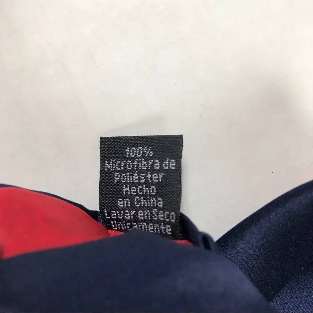 Hallmark Men’s Formal Christmas Santa Reindeer Tie - Picture 9 of 9